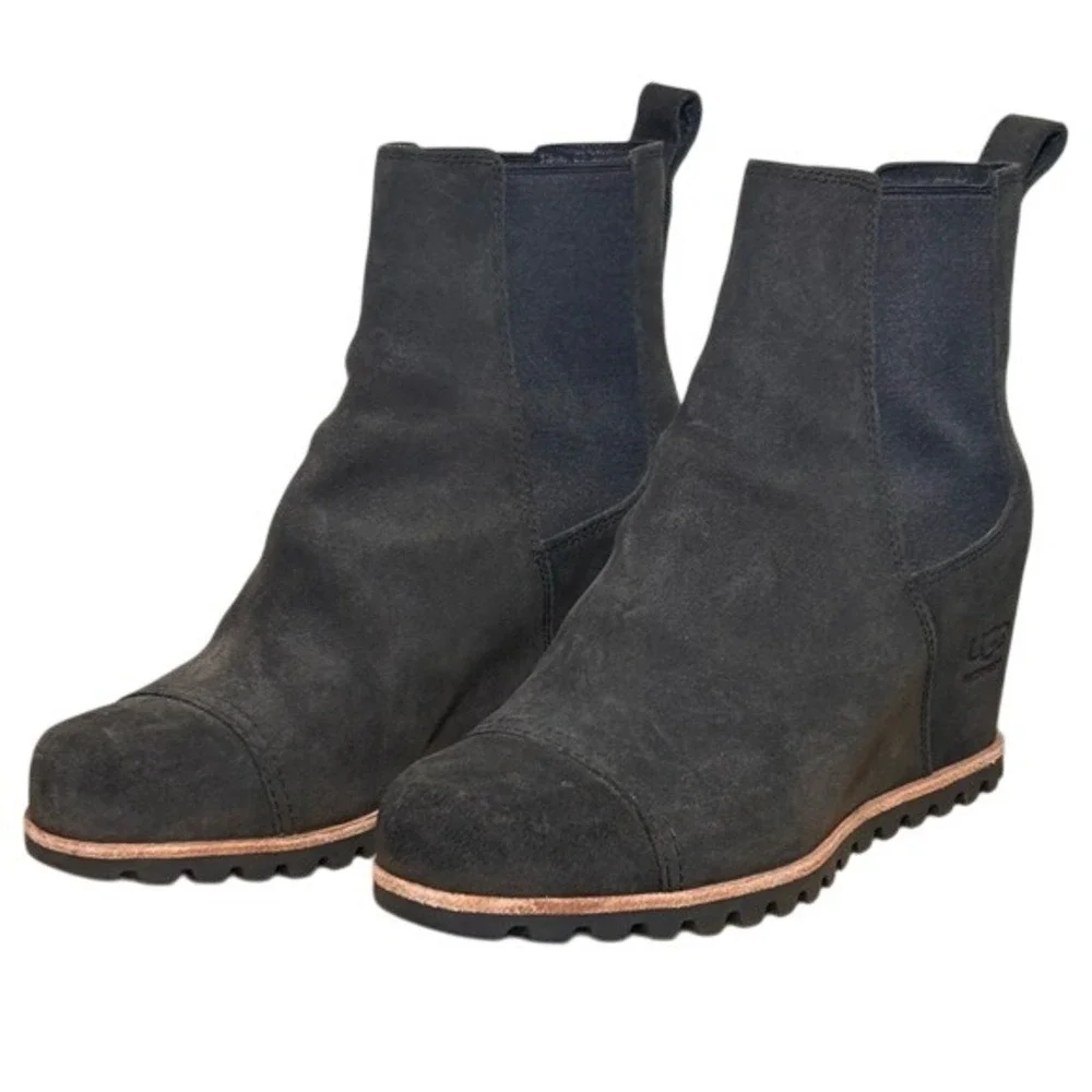 UGG Hidden Wedge Womens 7‎ Ankle Boots Black Suede Slip On